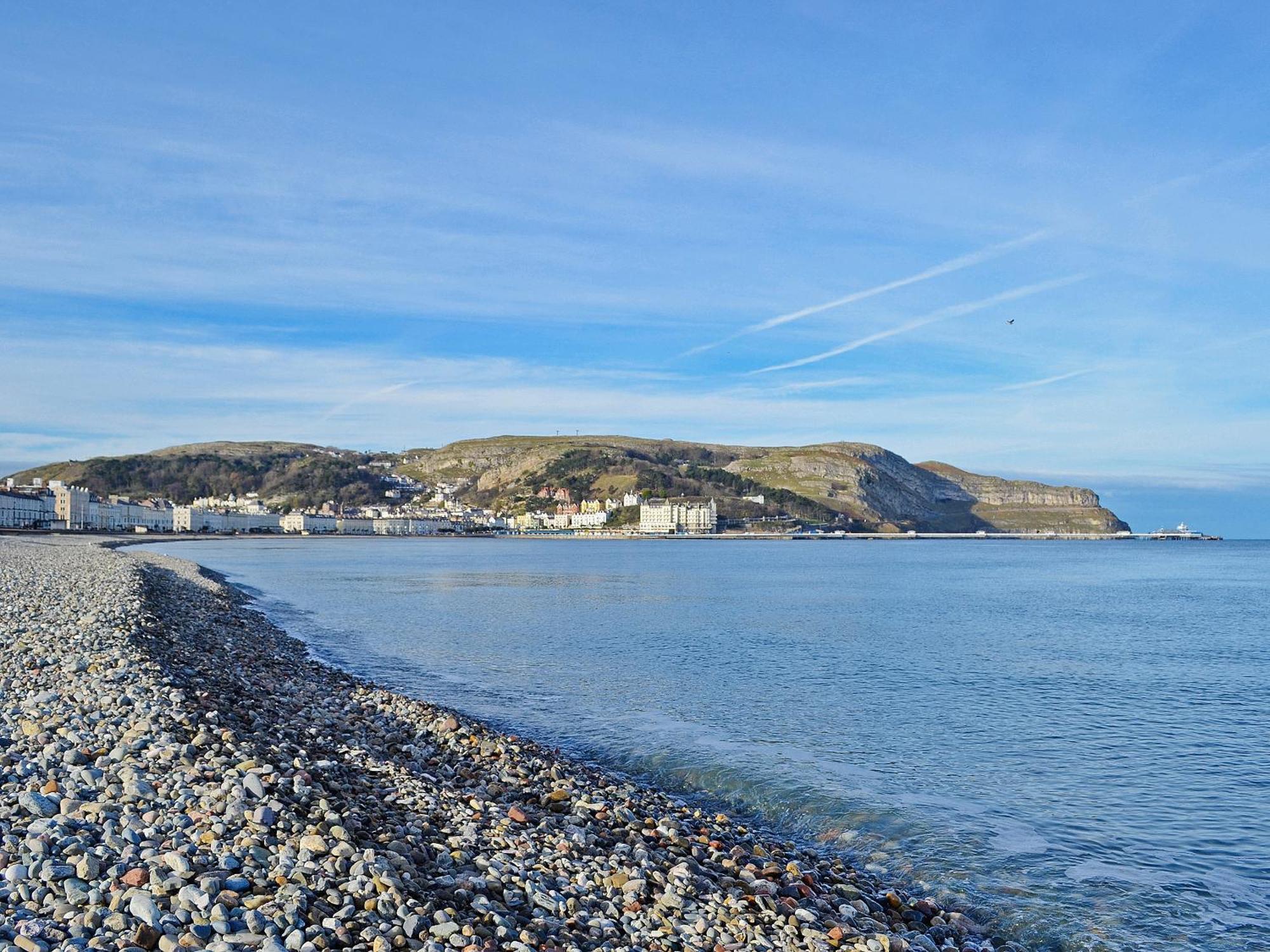 Granary Cottage Penrhyn Bay Bagian luar foto